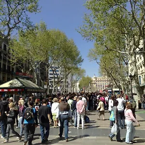 https://hotel-toledano-ramblas.topbarcelonahotels.com